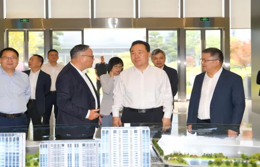“行业领军者”，，浙江省委副书记、、、省长王浩莅临HB·好博官网调研